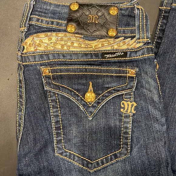 Miss Me Jeans With Gold Angel Wings on Back. Size 29. - Picture 2 of 4